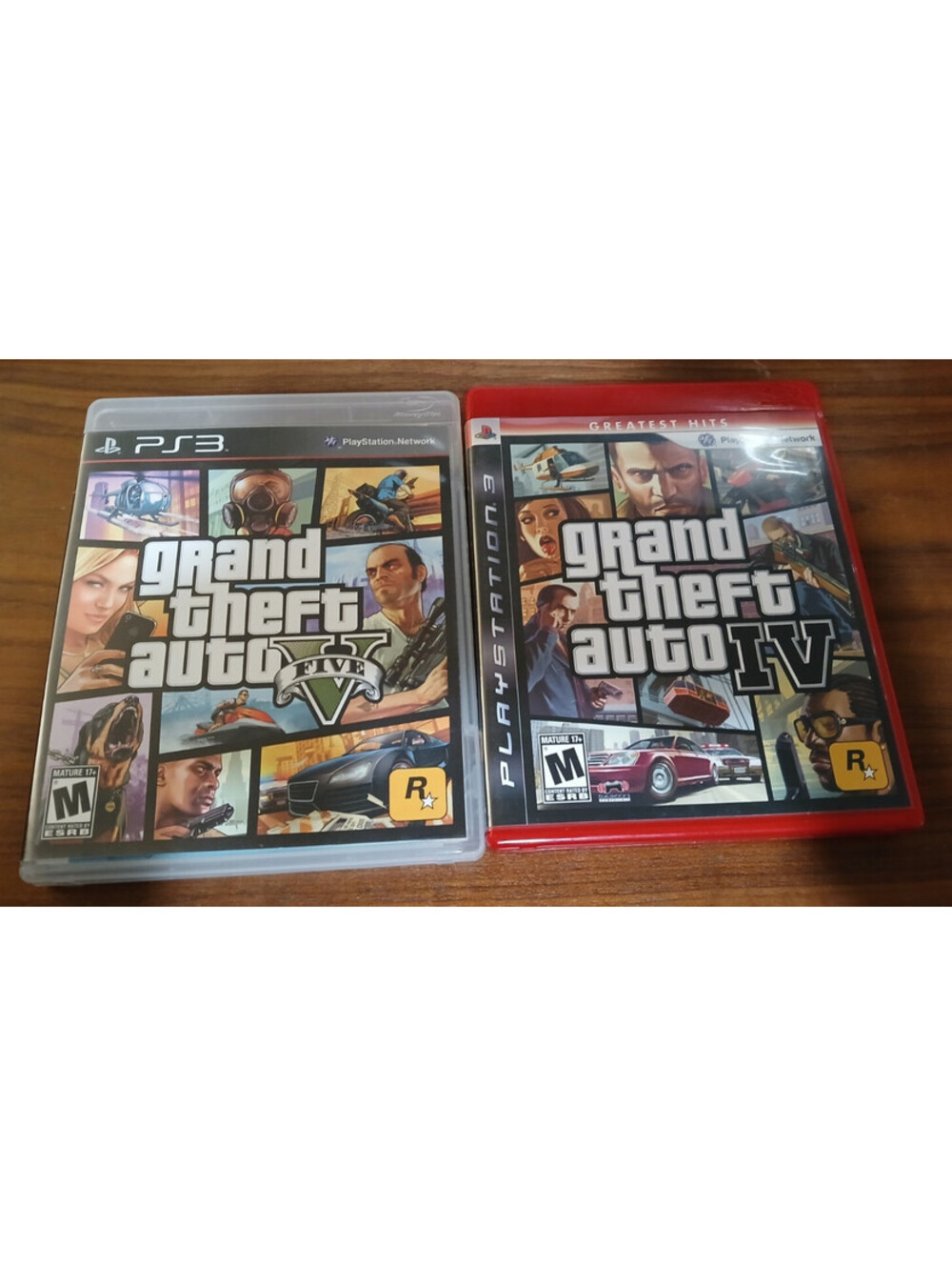 Grand Theft Autvo IV & V (PlayStation 3) Bundle